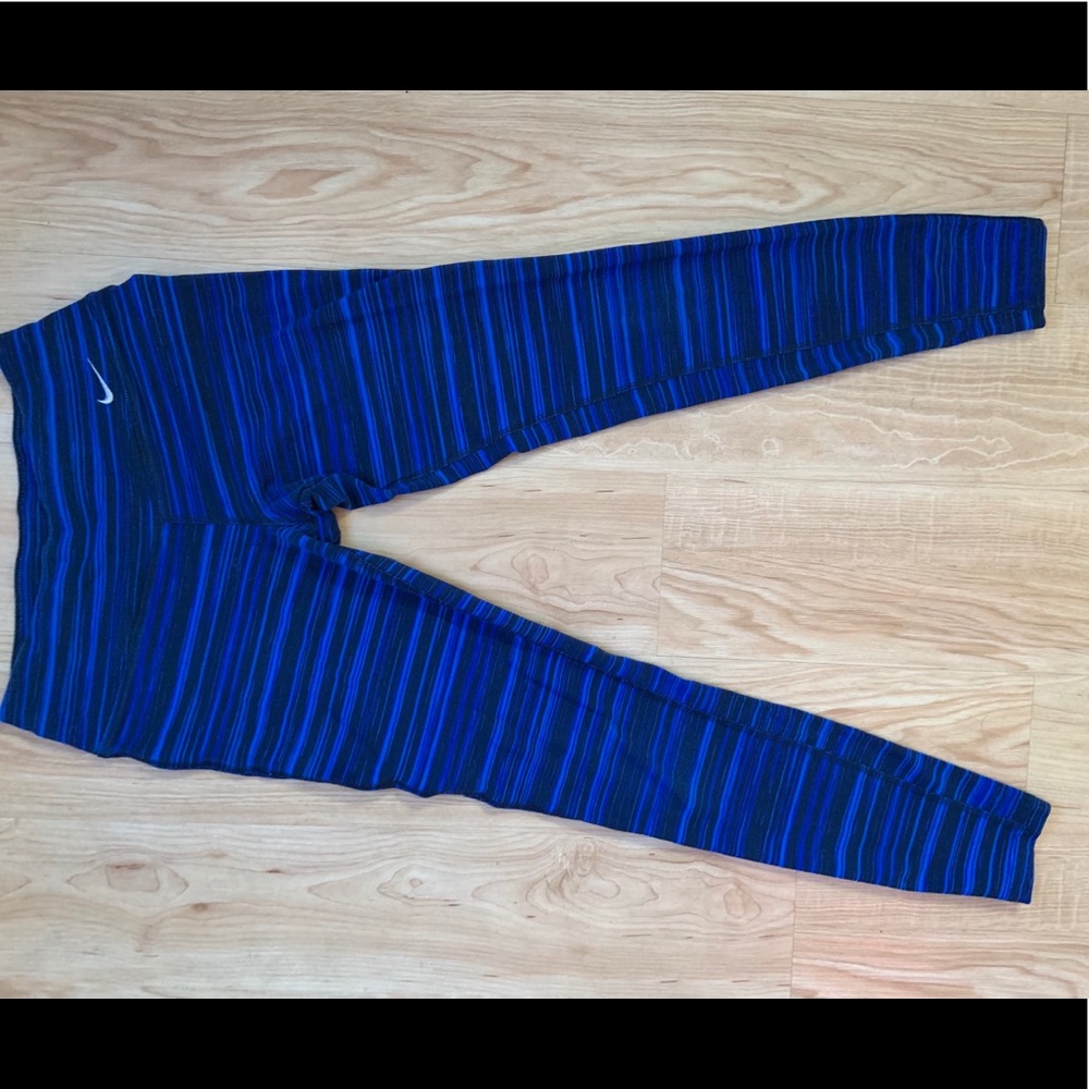 Nike leggings